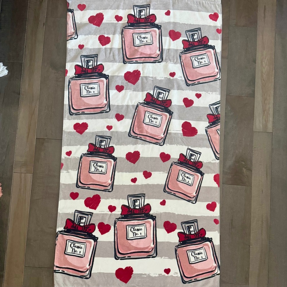 Kassafina Home Collection Perfume Bottle Heart Striped 100% Cotton Beach Towel